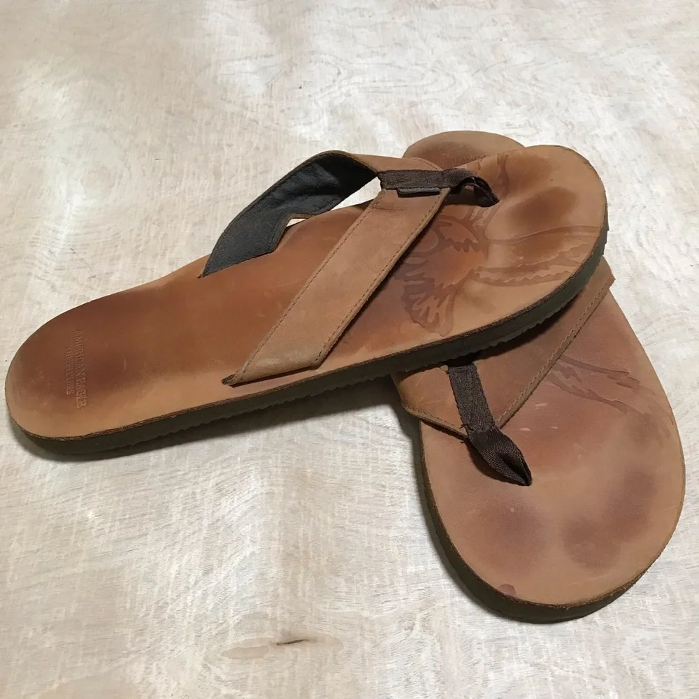Rare American Eagle Leather Flipflops Men’s Size 13/14